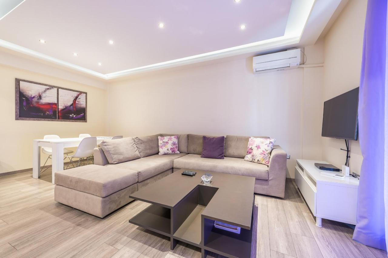 An Impressive 2 Bdr Apt In Glyfada Athens Ngoại thất bức ảnh
