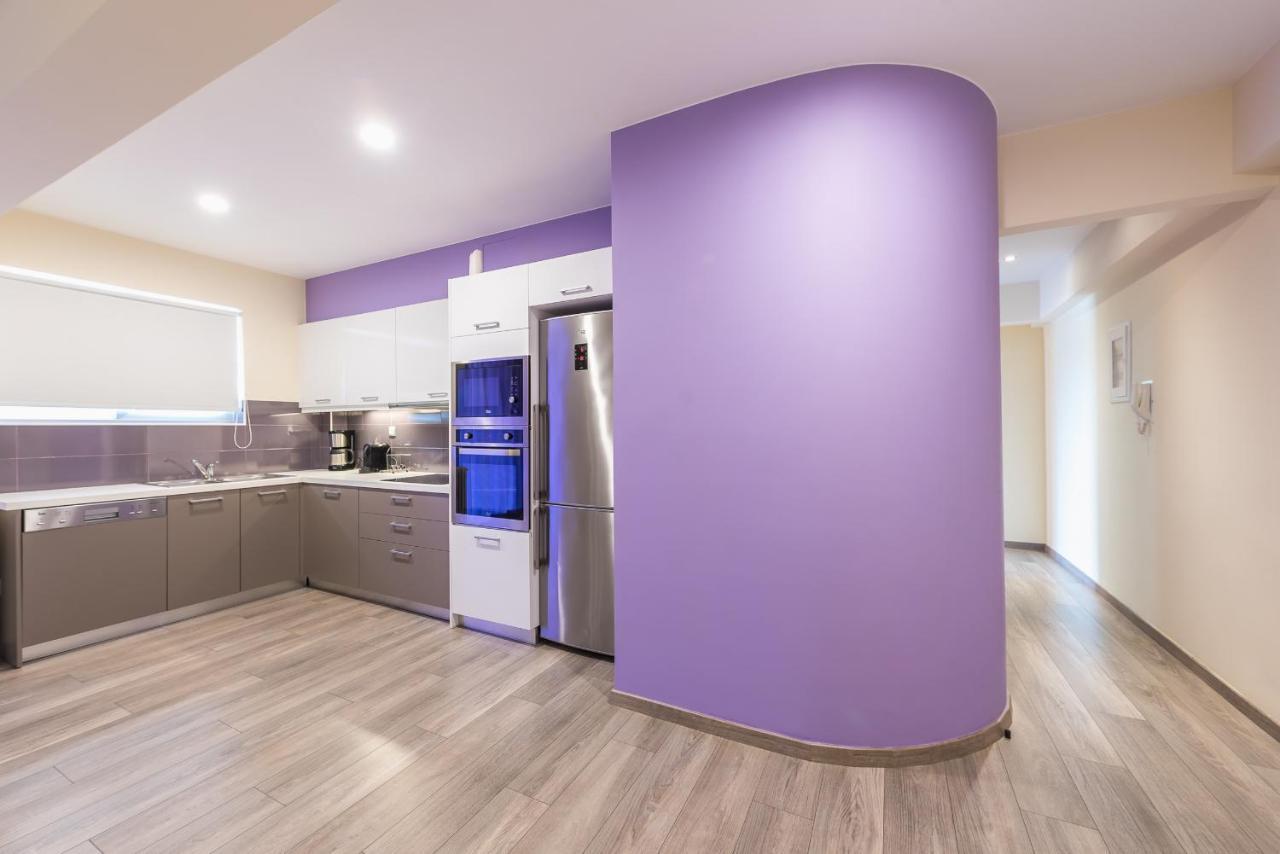 An Impressive 2 Bdr Apt In Glyfada Athens Ngoại thất bức ảnh